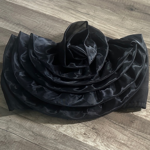 SHEIN Tops - SHEIN Elegant Black Ruffled Crop Top